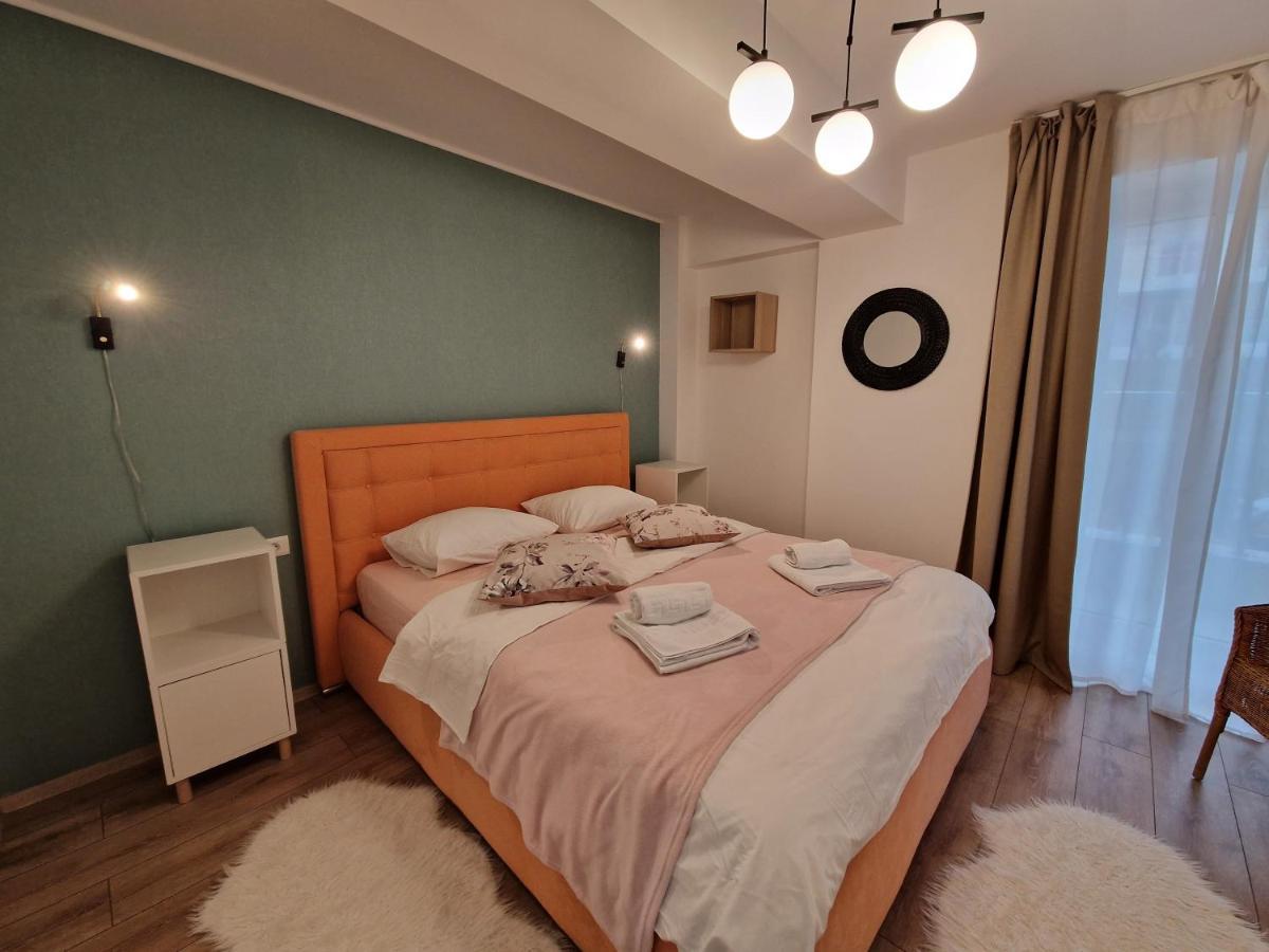 Golden Airport Residence オトペニ エクステリア 写真